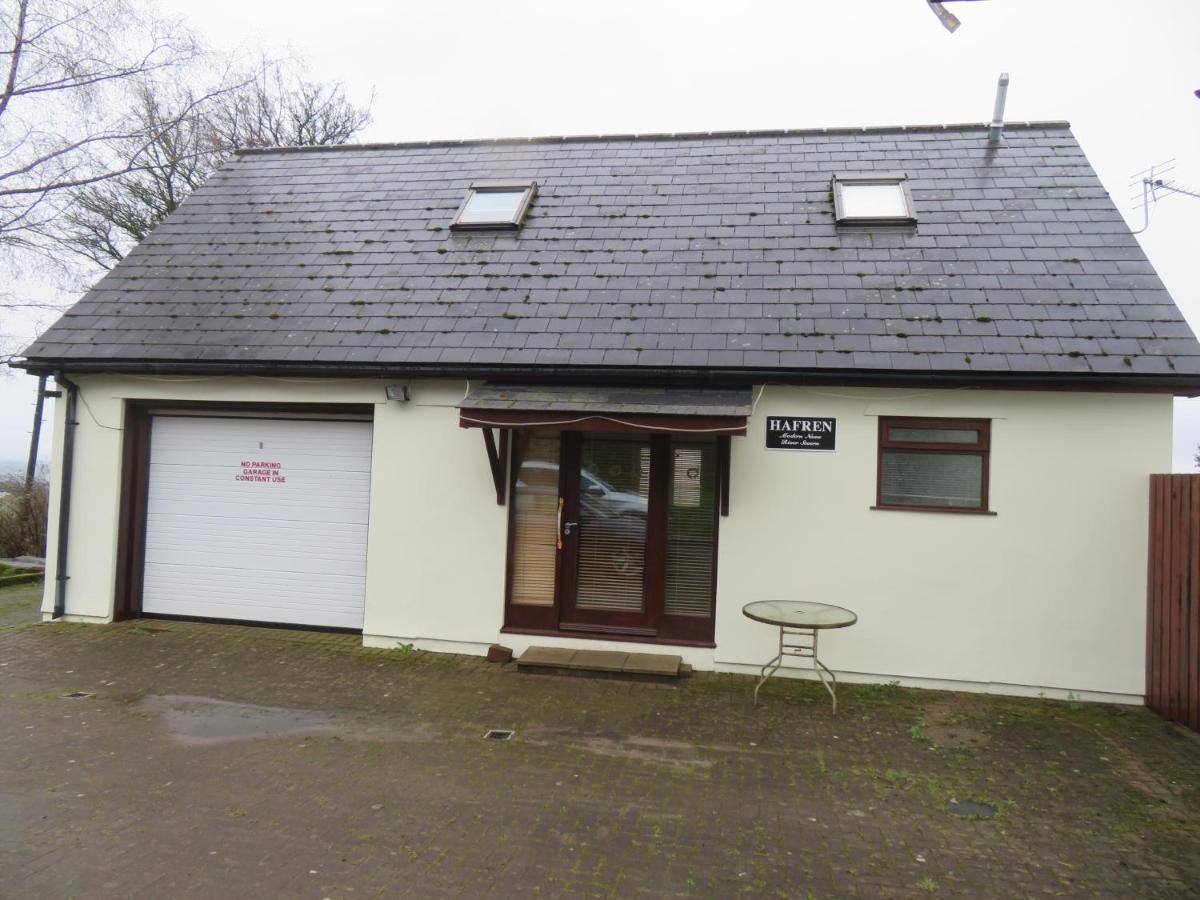 Upper Grippath Farm Holiday Cottages نيوبورت المظهر الخارجي الصورة